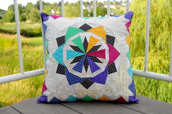 Celesial Star pillow, with included border pattern  by Diane Bohn, @fromblakpages