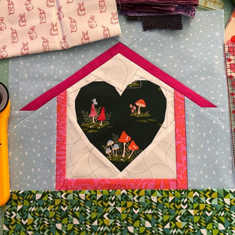 Home Lovin 14 in by Sara Tallas, @stitchedbysaratallas